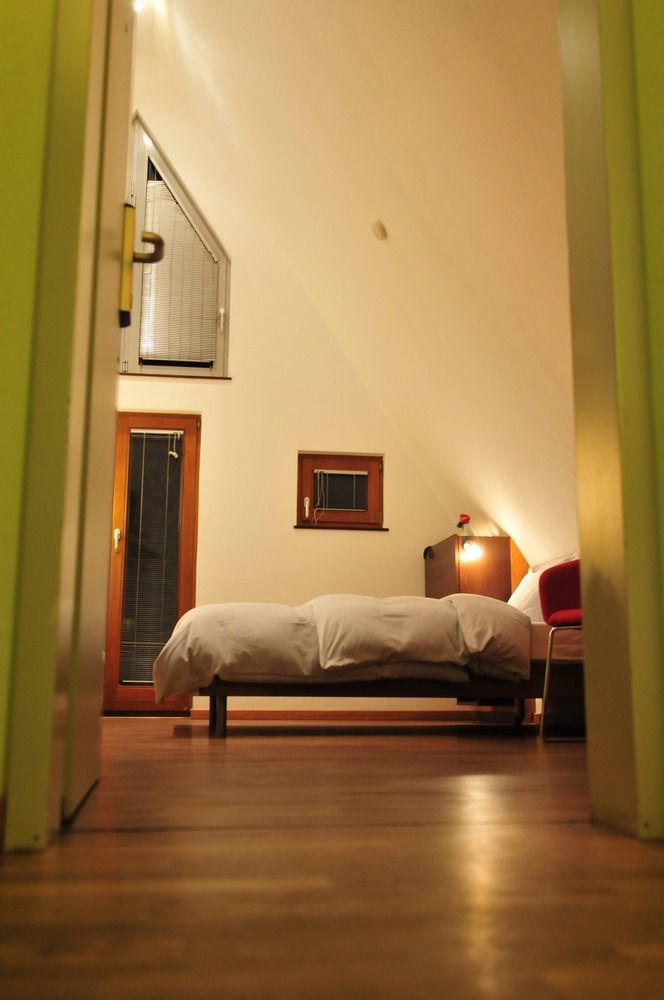 Lint Hotel Koeln Exterior photo